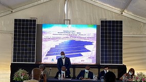 Foto de Q CELLS fornece 287 MW de mdulos para projetos solares de larga escala em Angola