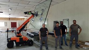 Foto de Transgrúas vende un robot cristalero a la empresa de carpintería metálica Forjaroda, S.L.