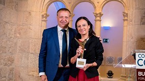 Picture of [es] Pilar Bud recibe el premio Manuel Laguna 2021 de Conaif
