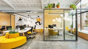Foto de Rosa Colet transforma un loft industrial en unas oficinas colaborativas que conectan con los sentidos