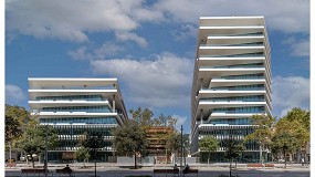 Foto de Wicona en el Sea Towers, un complejo de oficinas LEED Platinum, proyectado por GCA Architects