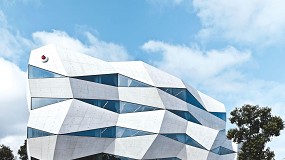 Foto de Vitropor fornece vidro duplo temperado para o edifício Vodafone no Porto