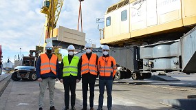 Foto de Liebherr obtiene un pedido de cuatro gras mviles portuarias en Espaa