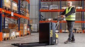 Foto de La transpaleta de operario a pie MP16UX de Yale se une a la creciente gama para aplicaciones de baja intensidad