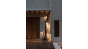 Foto de Las colecciones de exterior de Vibia se integran en la arquitectura de una residencia familiar en el Mediterrneo