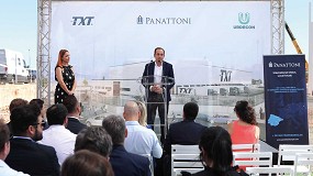 Foto de TXT y Panattoni colocan el primer pilar de su nuevo centro log�stico ubicado en Alcal� de Guada�ra