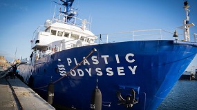 Foto de El barco de investigación Plastic Odyssey, equipado con electrónica Simrad Yachting