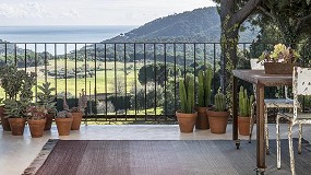 Foto de nanimarquina presents its first line of outdoor rugs