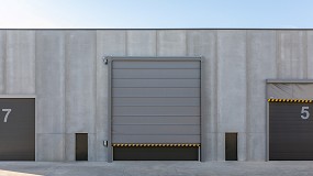 Foto de As portas de alta velocidade Ferroflex melhoram a eficincia energtica dos armazns