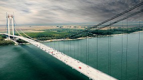Foto de Generando energa para la creacin del mayor puente construido sobre el Danubio