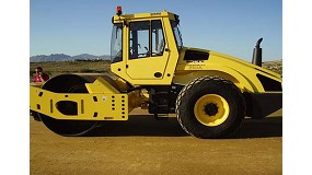 Foto de Ofimovit adquiere un rodillo Bomag BW216D-4