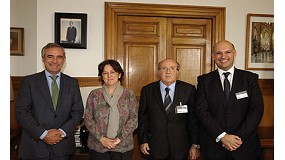 Foto de La secretaria general de Medio Rural del MARM se rene con representantes de Veterindustria