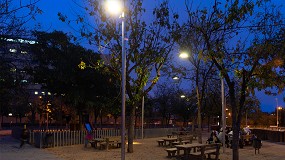 El nuevo alumbrado del parque del Molinet de Santa Coloma favorecer la salud de las personas y la biodiversidad