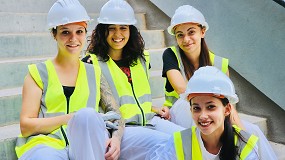 Foto de Las mujeres representan el 11% del total de afiliados en construcción