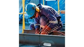 Foto de Ropa funcional innovadora que reduce el estrs trmico en el lugar de trabajo