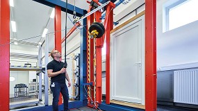Foto de Roto ensaya sistemas de puertas en su sede en Austria