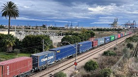 Foto de El tren sigue a toda mquina en el Puerto de Valncia