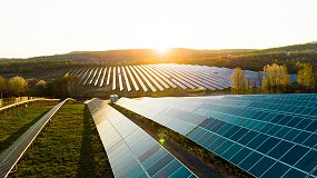 Foto de EiDF Solar adquiere tres parques fotovoltaicos en Burgos