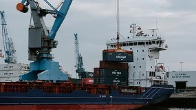 Foto de El trfico de mercancas y pasajeros se mantiene al alza