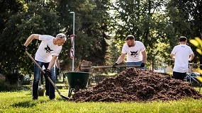 Foto de Mil empleados de Bobcat de todo el mundo participaron como voluntarios en iniciativas de compromiso con la comunidad