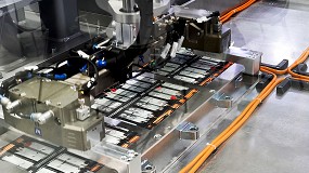 Fotografia de [es] Automatizacin para aumentar la productividad de las fbricas de bateras