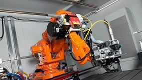 Foto de Estruturação a laser com um robô industrial: Funcionalização de grandes áreas de forma mais rápida e económica