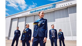 Foto de Aerolíneas Argentinas presenta sus nuevos uniformes para el personal terrestre y de vuelo