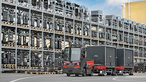 Foto de Linde Material Handling ampl�a su gama de trenes log�sticos