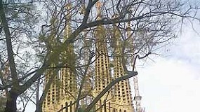 Foto de Trenzametal suministra las vallas de la plaza de la Sagrada Familia de Barcelona