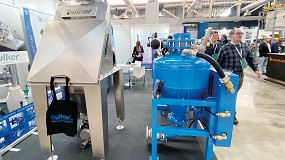 Bulker presenta tolvas vaca sacos y desterronadores en Exposlidos