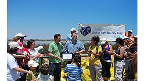 Foto de Voluntarios de Sabic colaboran en la limpieza y preservacin del Parque Regional de las Salinas de San Pedro (Murcia)