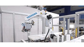 Foto de GMG implementa un robot GP12 de Yaskawa para la alimentacin de envases en el proceso de etiquetado de una empresa farmacutica