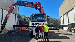 Picture of [es] Transgras entrega a Clavera Servicios la primera gra Fassi F1750RL-HXP que llega a Espaa