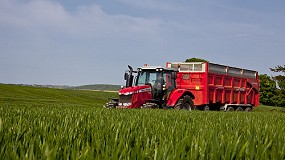 Fotografia de [es] Serie MF 7600, lo ltimo en tractor ligero de alta potencia de Massey Ferguson