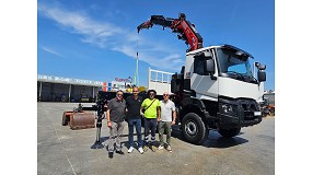 Picture of [es] Clavera Servicios adquiere una gra Fassi F820RA.2.27 con jib y cabrestante