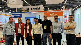 Foto de Miembros del Club Export AFEB participan en un stand agrupado en Expoferretera 2024