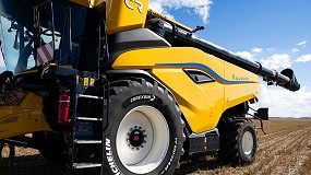 Foto de Michelin y CNH se alan para "romper todos los lmites" en la cosechadora CR11 de New Holland