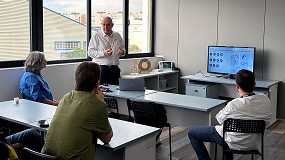 Foto de Stubli presenta sus nuevos platos magnticos para moldes en una jornada de Dicomol