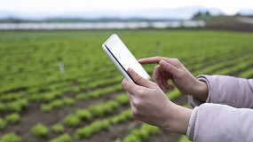 Foto de CERES presenta una gua para mejorar las habilidades digitales de las mujeres rurales