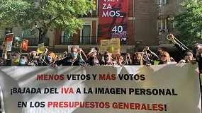 Foto de Indignación del sector de la imagen personal frente al nuevo veto del Gobierno al IVA reducido