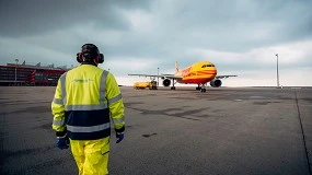 Foto de DHL Express y Shell colaboran para impulsar el transporte areo sostenible