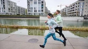 Foto de ODLO ana aislamiento, impermeabilidad y proteccin contra el viento en su nueva Dual Dry