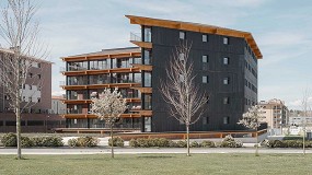 Wicona en un edificio de viviendas de proteccin oficial con estructura de madera de Navarra