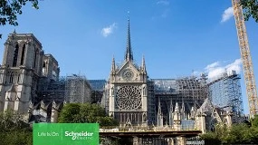 Foto de Schneider Electric envolvida na restaurao da Catedral de Notre Dame