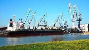 Foto de El Puerto de Sevilla descarga ms de 17.300 toneladas de maz