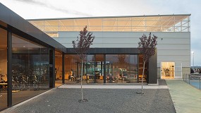 Gimnasio Municipal en Corral de Calatrava: Premio Veteco  Asefave a la Mejor Ventana