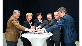 Foto de El Centro Europeo de Distribucin de Recambios de John Deere inaugura unas nuevas instalaciones