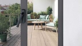 HOPPE desarrolla sus manillas Ergo20 para puertas balconeras