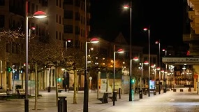 Foto de Metrpoli Color transforma la iluminacin en la avenida Carlos III de Pamplona y revitaliza su esttica