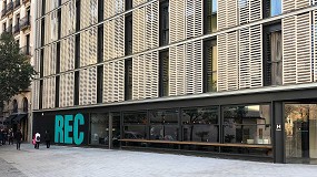 Ventanas guillotina AV 110 RPT, de Aluminios Vallirana: soluciones que transforman espacios